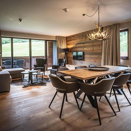 Alpenparks Hotel & Apartment Arlberg Warth Mit Pool Екстер'єр фото