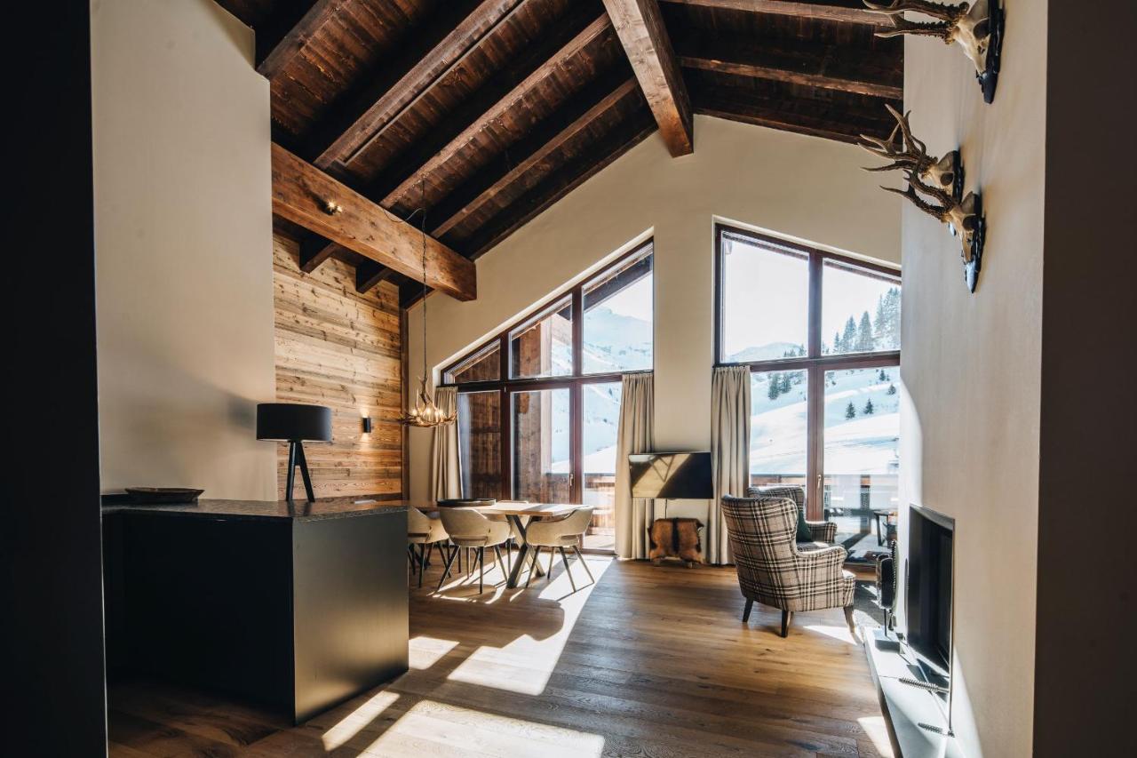 Alpenparks Hotel & Apartment Arlberg Warth Mit Pool Екстер'єр фото