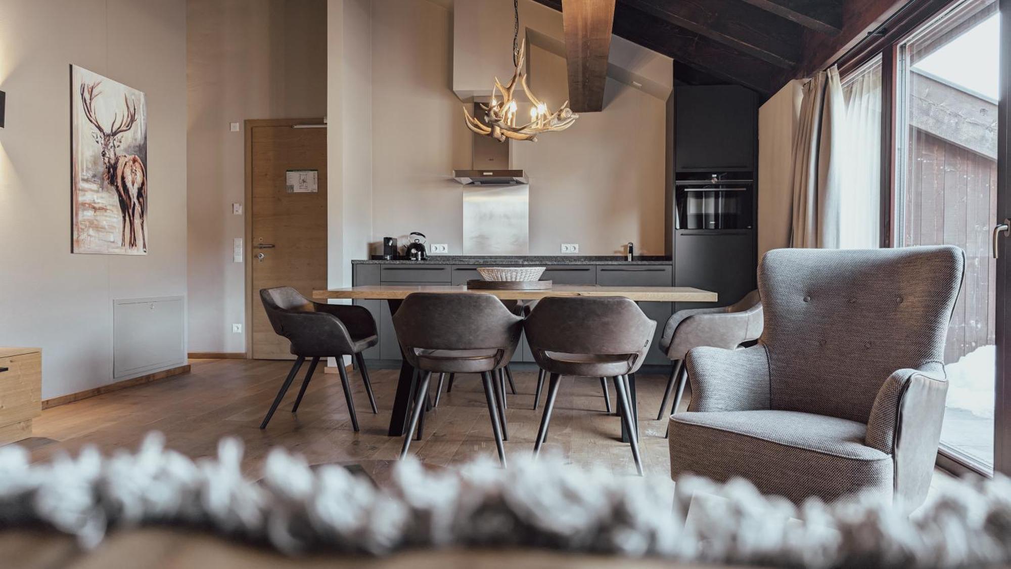 Alpenparks Hotel & Apartment Arlberg Warth Mit Pool Екстер'єр фото