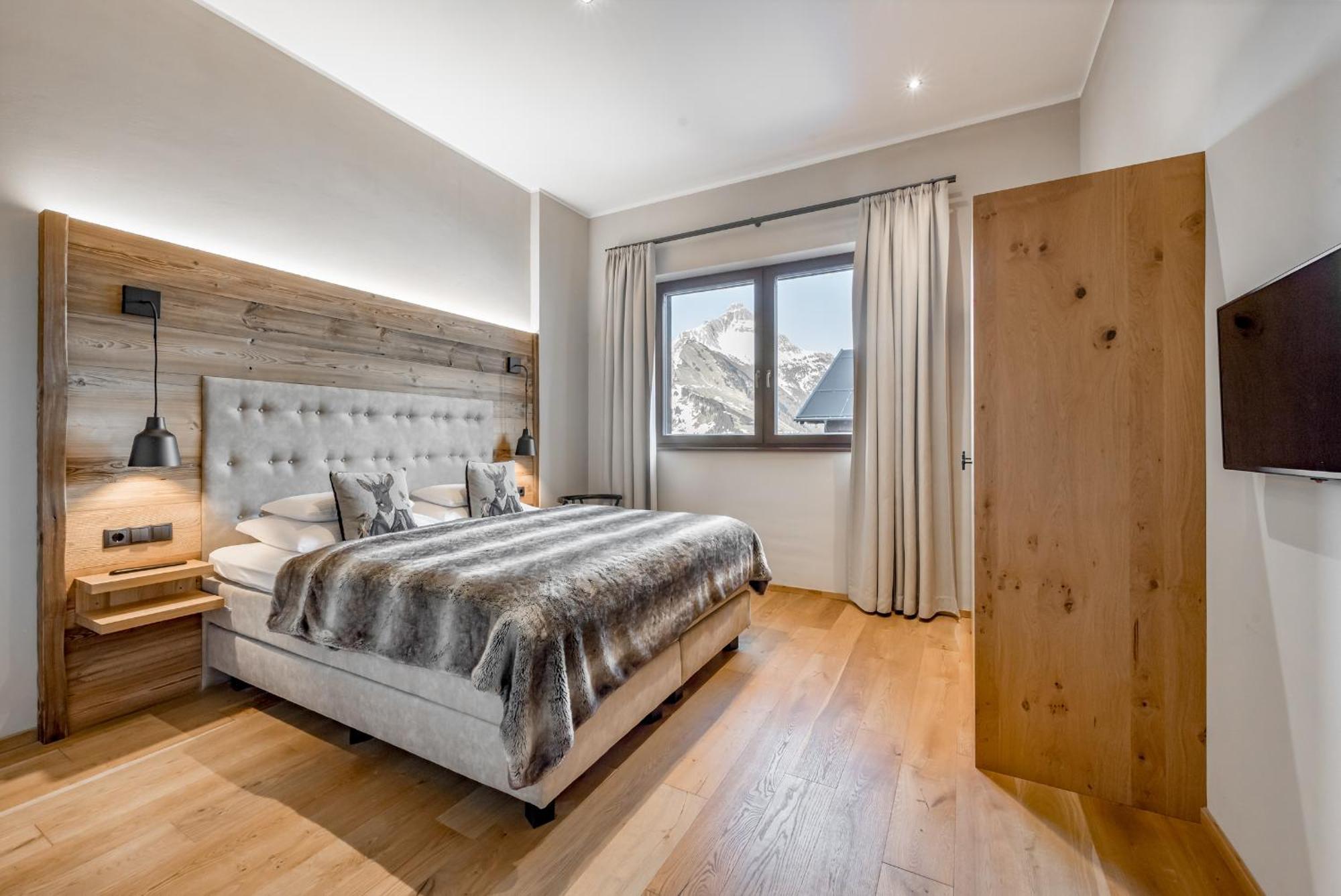 Alpenparks Hotel & Apartment Arlberg Warth Mit Pool Екстер'єр фото