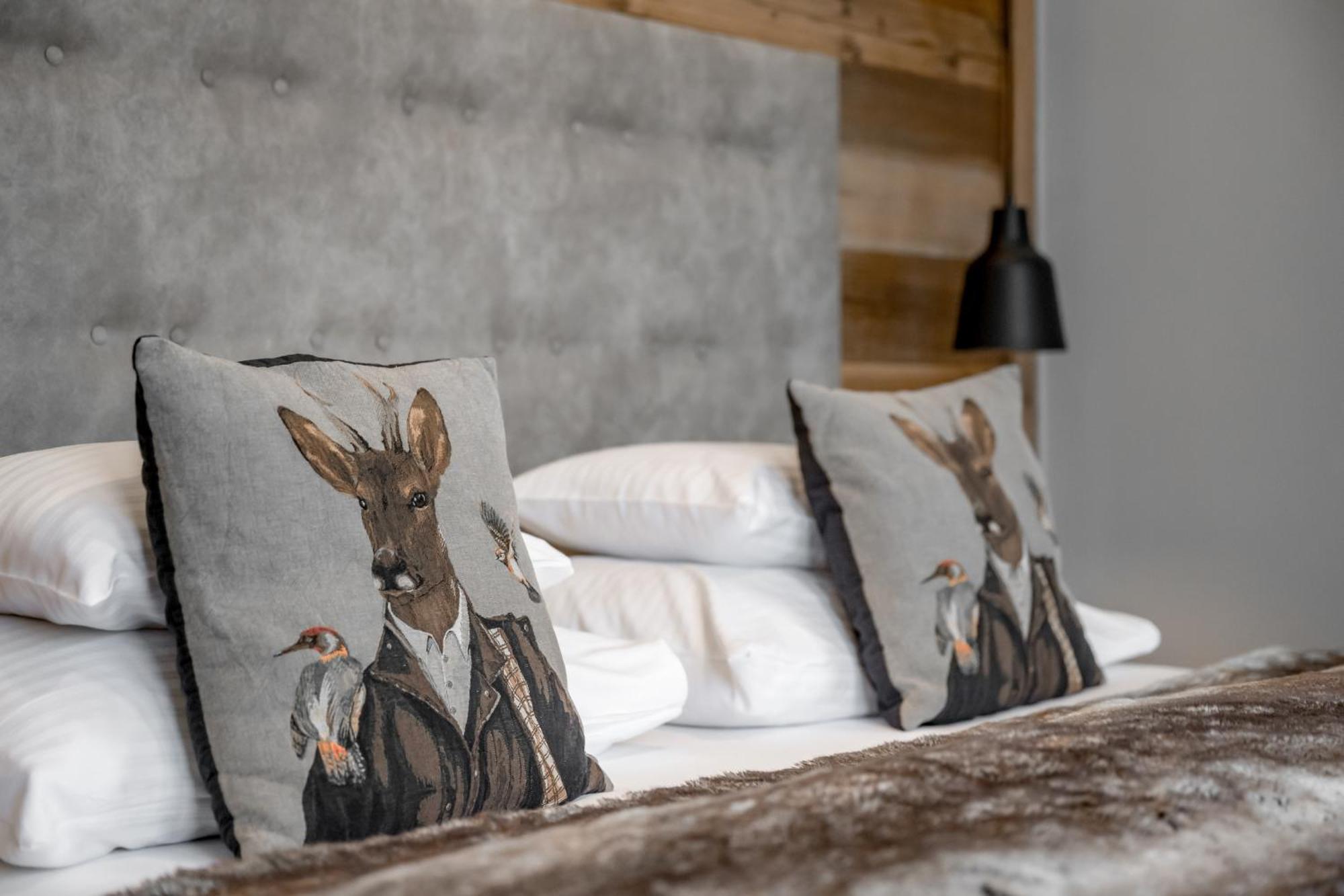 Alpenparks Hotel & Apartment Arlberg Warth Mit Pool Екстер'єр фото