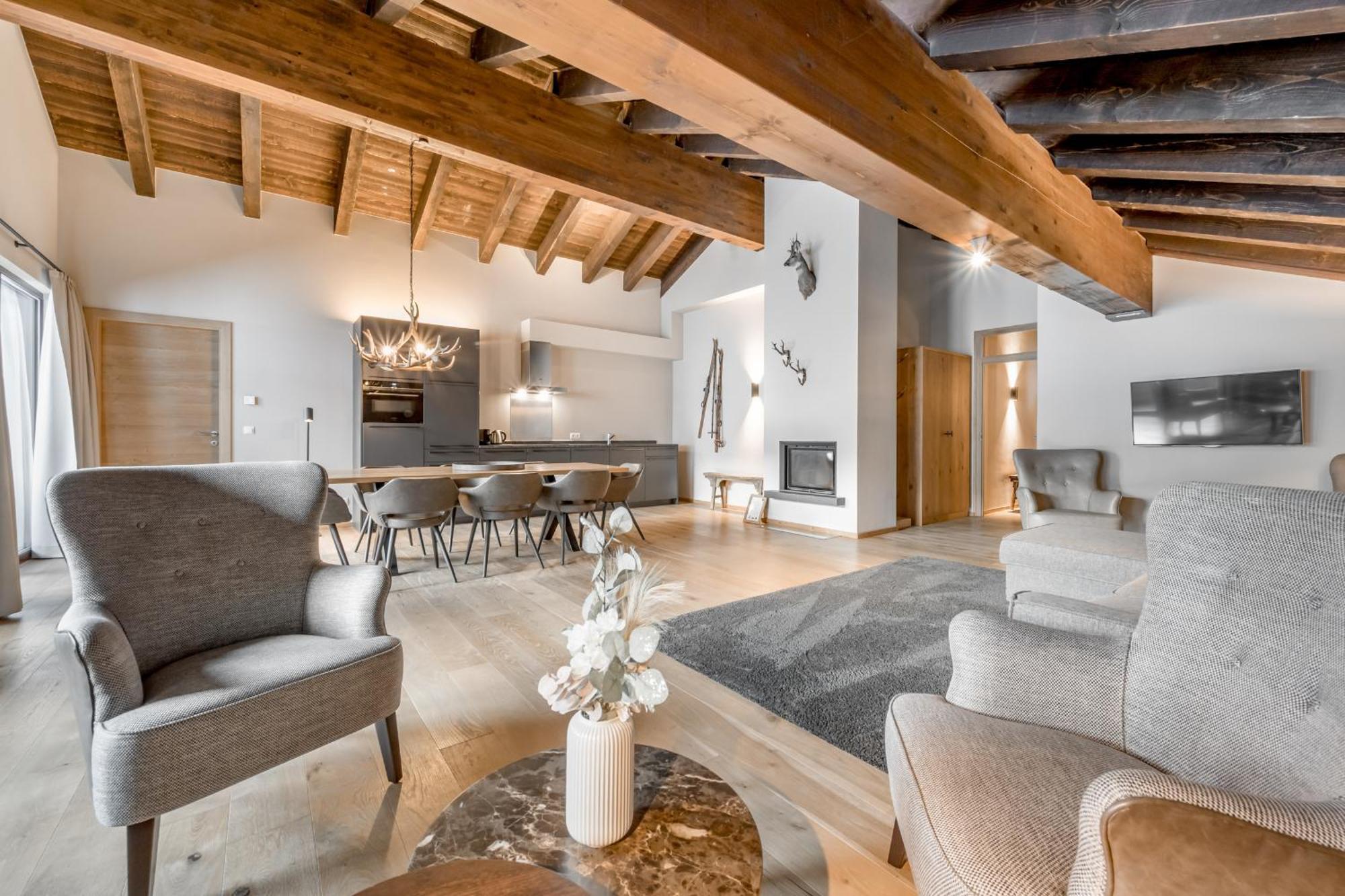 Alpenparks Hotel & Apartment Arlberg Warth Mit Pool Екстер'єр фото