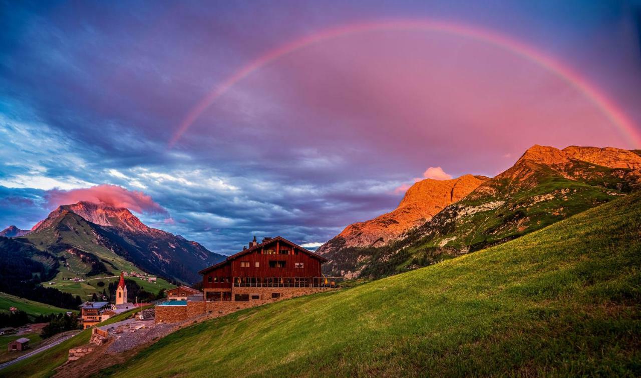 Alpenparks Hotel & Apartment Arlberg Warth Mit Pool Екстер'єр фото